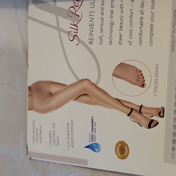 Hanes Silk Reflections Ultra Sheer Control Top and Control Top Toeless Size CD - Picture 8 of 9